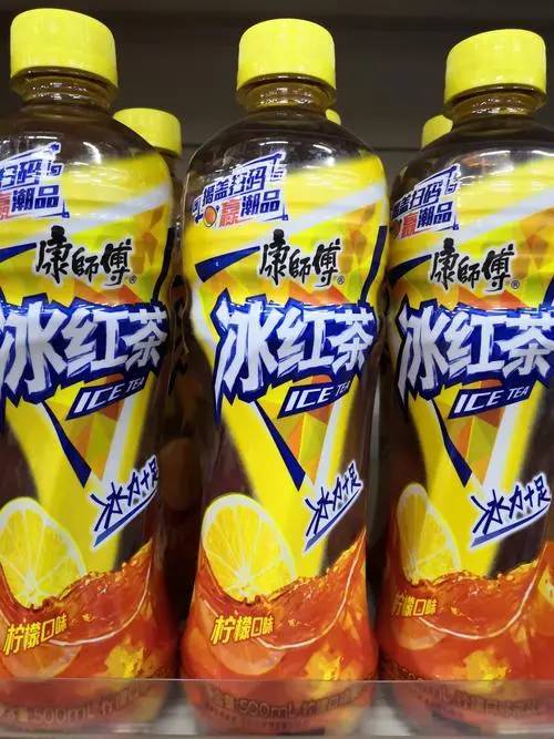 Kang Shifu Ice Black Tea Drink (康师傅冰红茶）